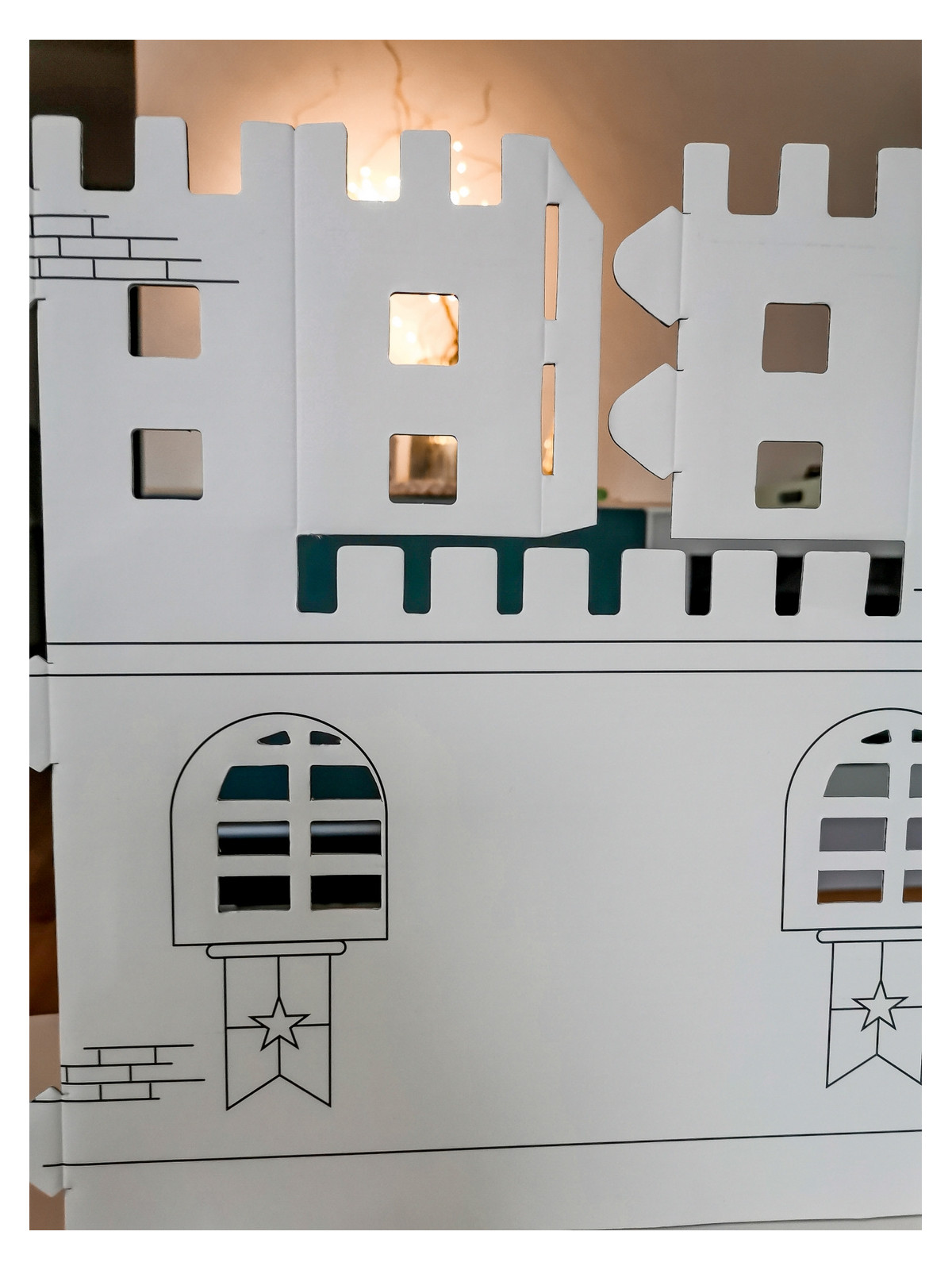 Zamek do złożenia i pokolorowania Apli Kids - My Little Castle