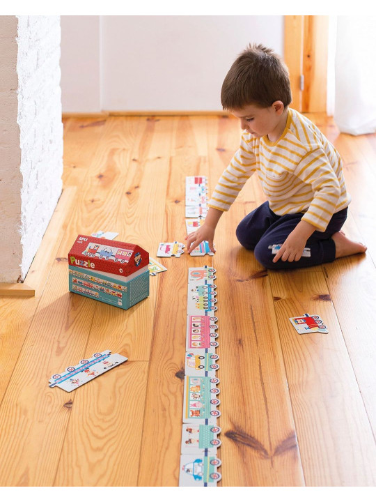 Puzzle w kartonowym domku Apli Kids - Pociąg 3+